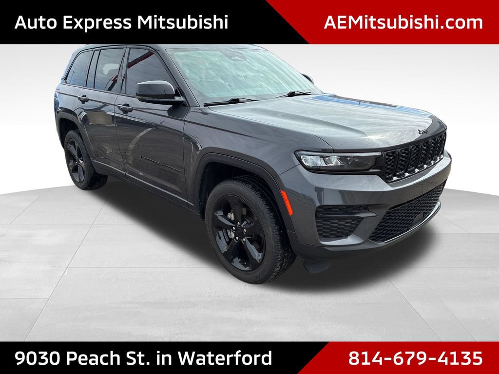 Used 2023 Jeep Grand Cherokee Altitude