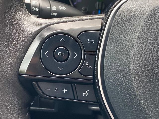 Used 2020 Toyota RAV4 XLE w/ XLE Grade Weather Package image 6