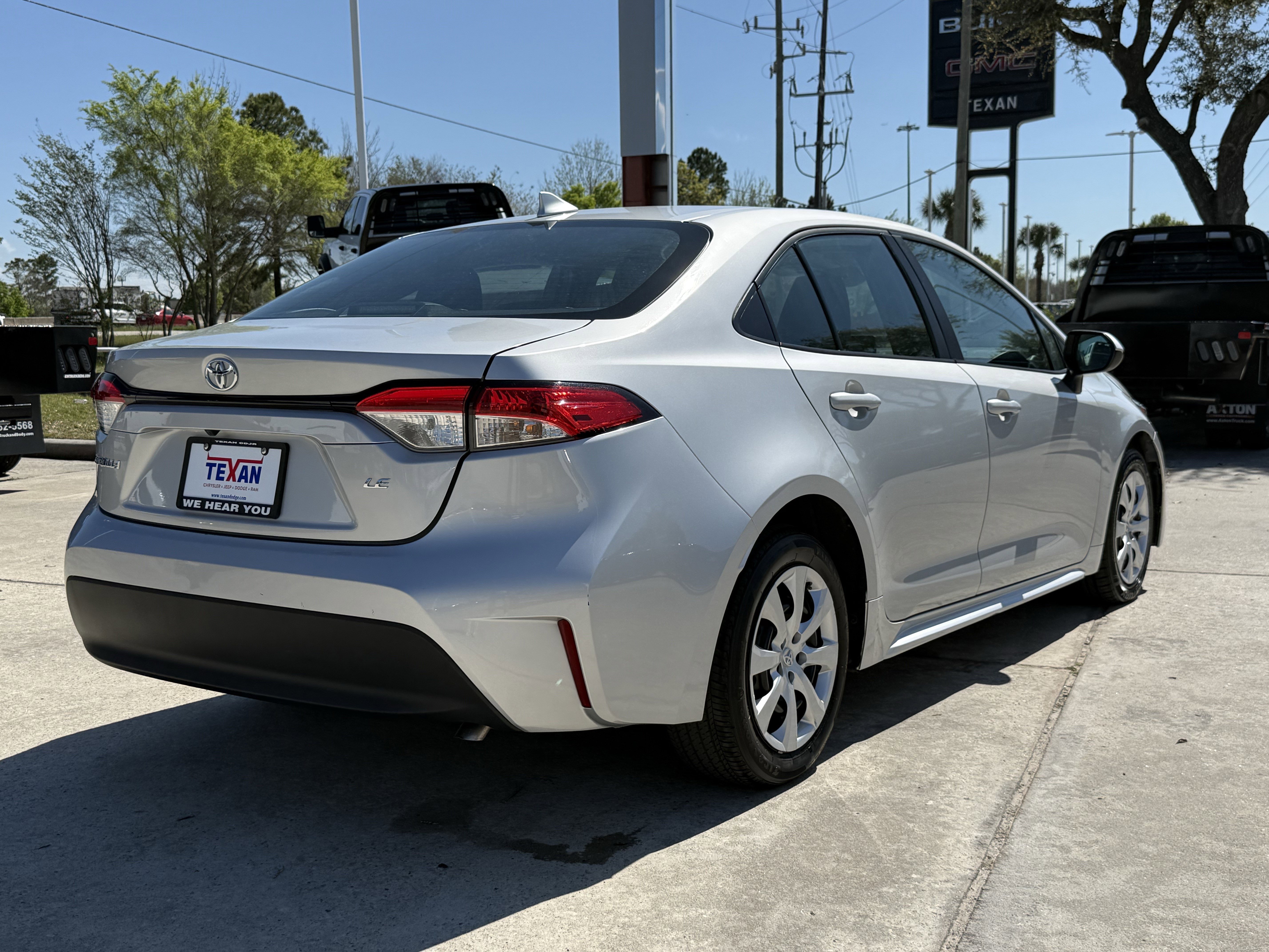 Used 2024 Toyota Corolla LE image 5
