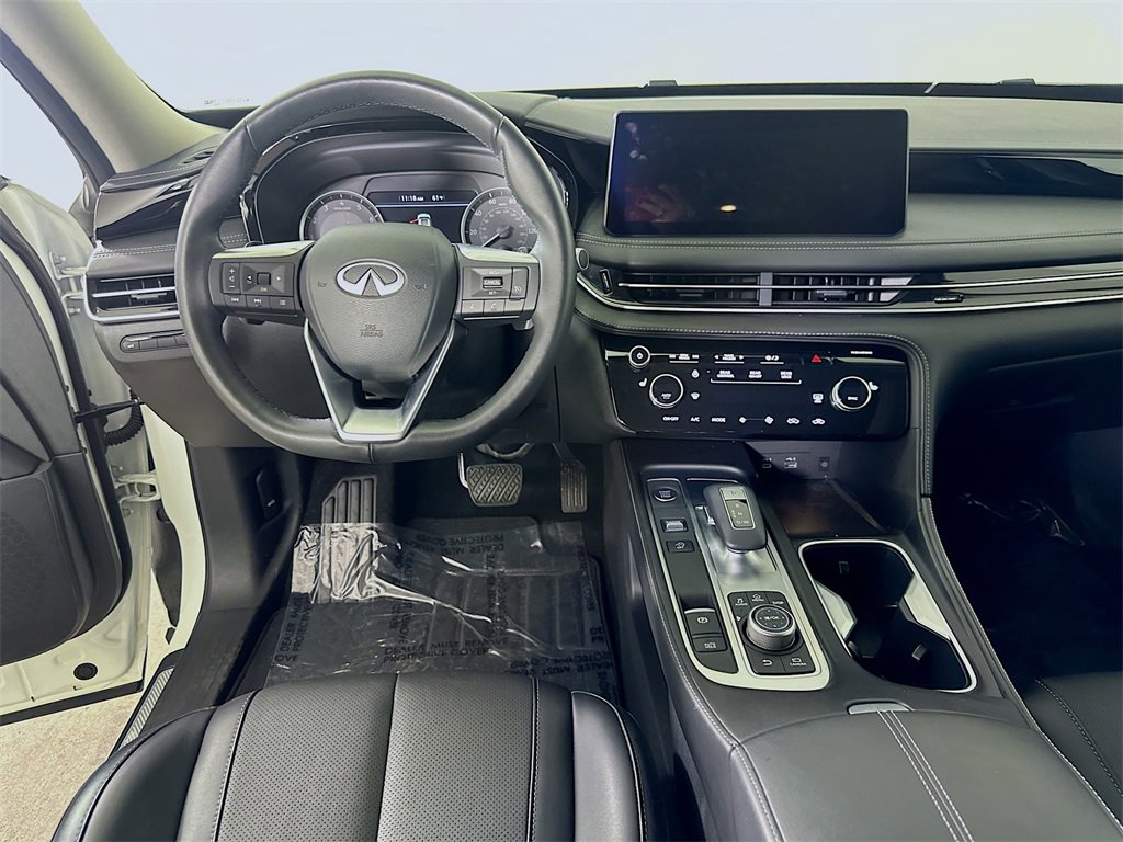 Used 2025 INFINITI QX60 Pure image 18