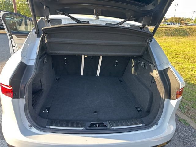 Used 2021 Jaguar F-PACE S image 10