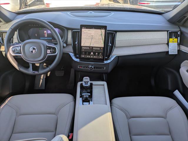 New 2026 Volvo XC90 T8 Plus w/ Protection Package Premier AWD/4WD image 11