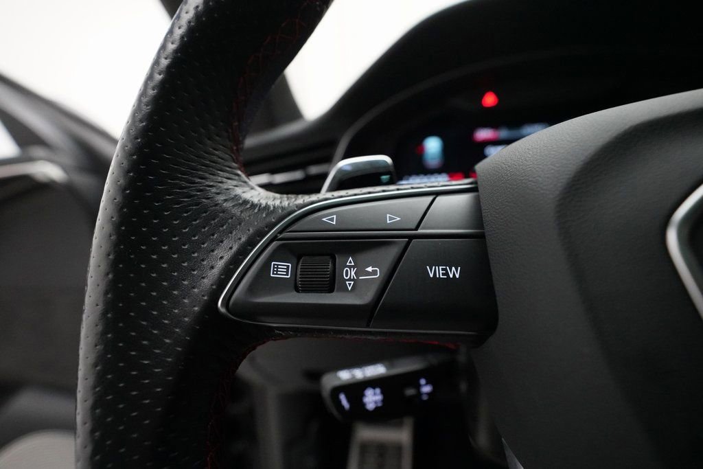 Used 2021 Audi RS Q8 image 22