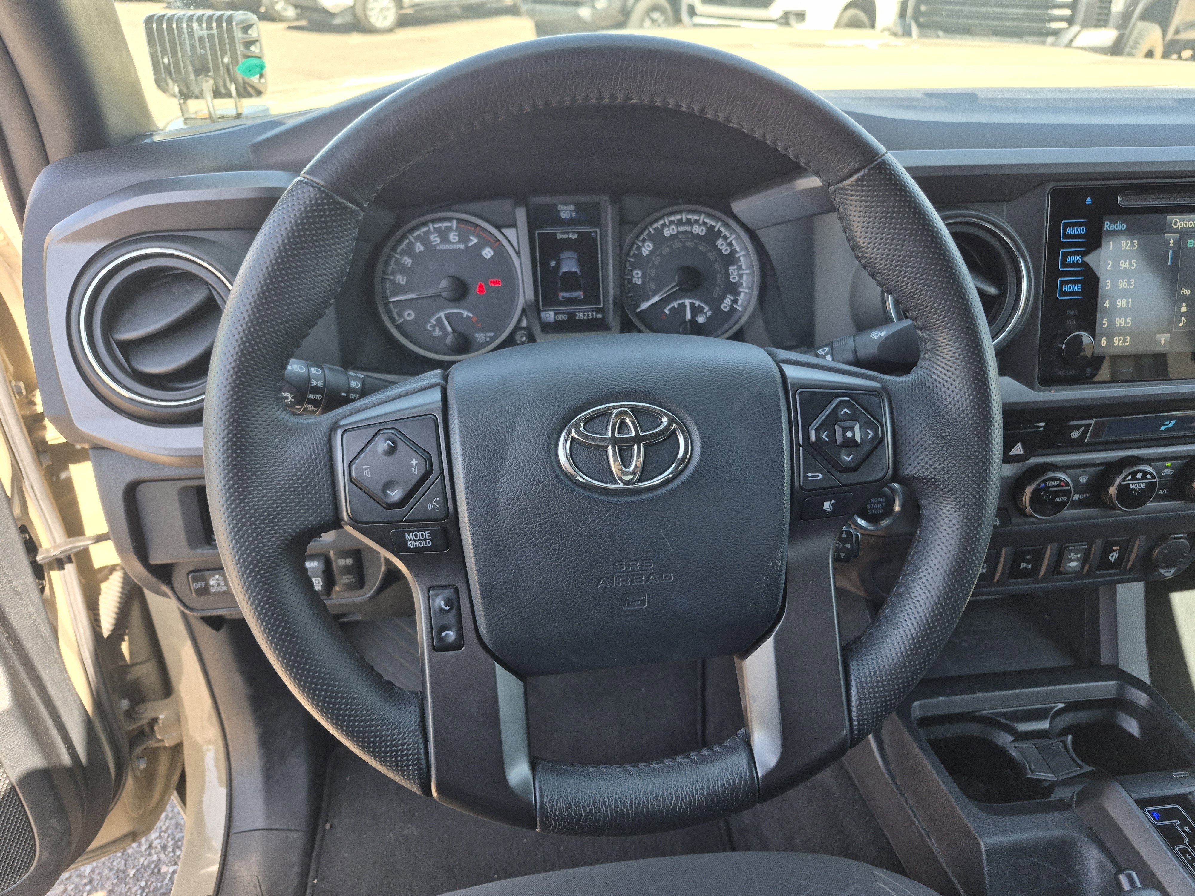 Used 2017 Toyota Tacoma TRD Sport w/ Premium & Technology Package AWD/4WD image 9