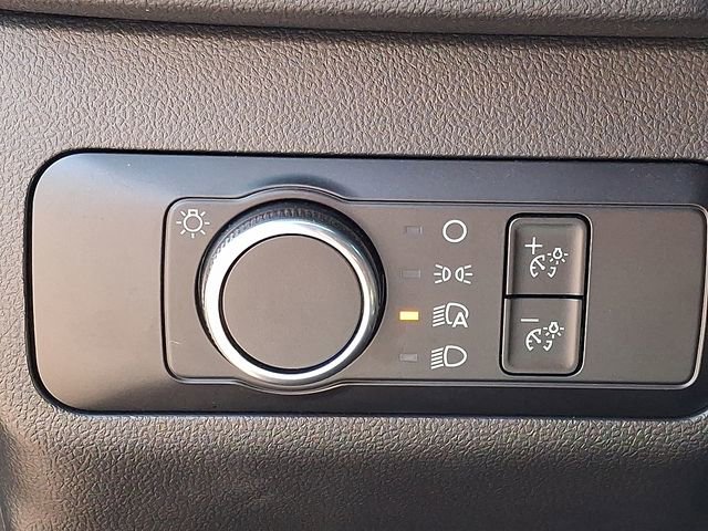 Used 2025 Ford Escape ST-Line image 25