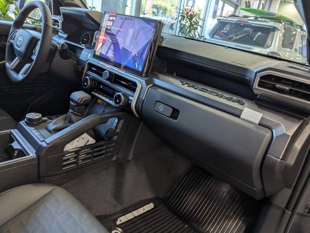 New 2026 Toyota Tacoma TRD Off-Road AWD/4WD image 6