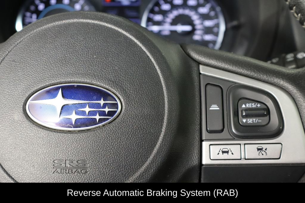 Used 2017 Subaru Forester 2.5i Touring AWD/4WD image 10