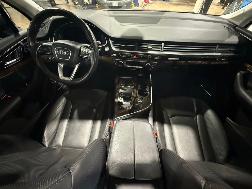 Used 2017 Audi Q7 3.0T Prestige AWD/4WD image 20