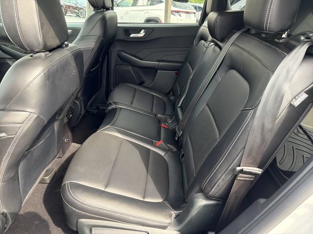 Used 2022 Ford Escape Titanium FWD image 23