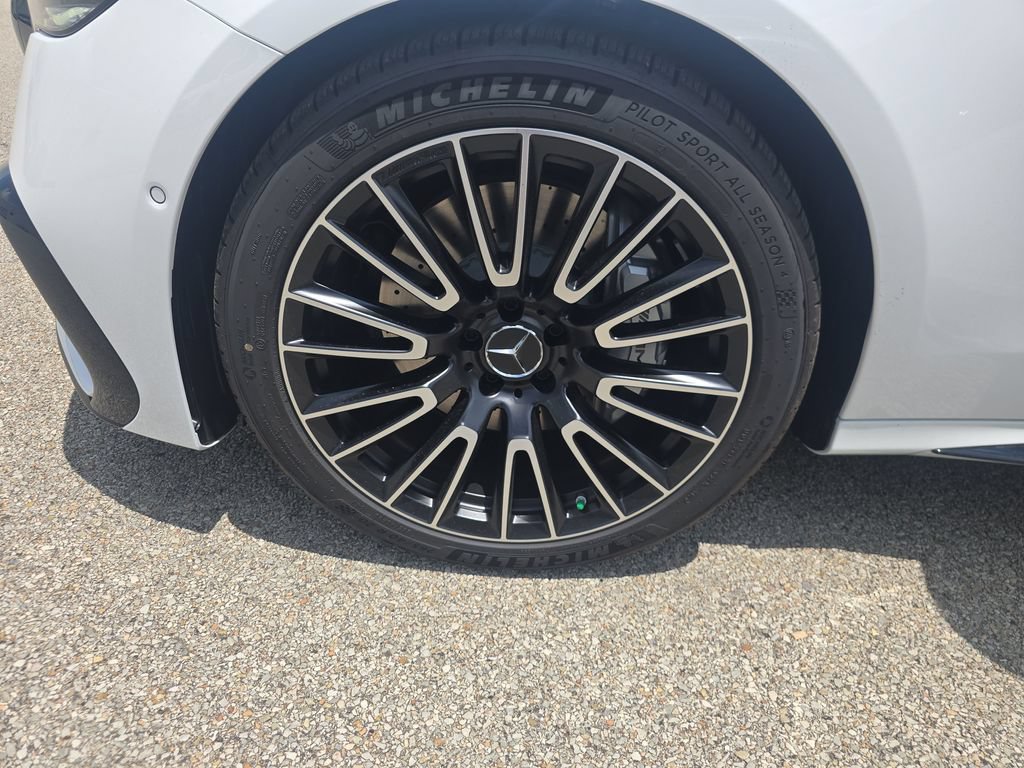New 2026 Mercedes-Benz E 53 AMG e 4MATIC Sedan image 27