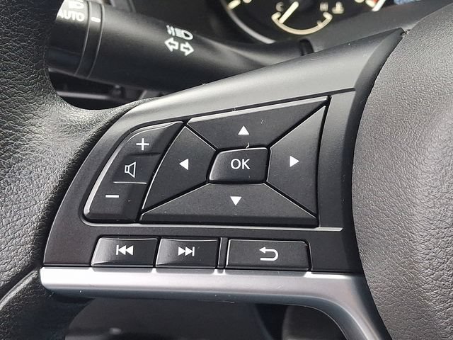 Used 2025 Nissan Altima 2.5 SV AWD/4WD image 21