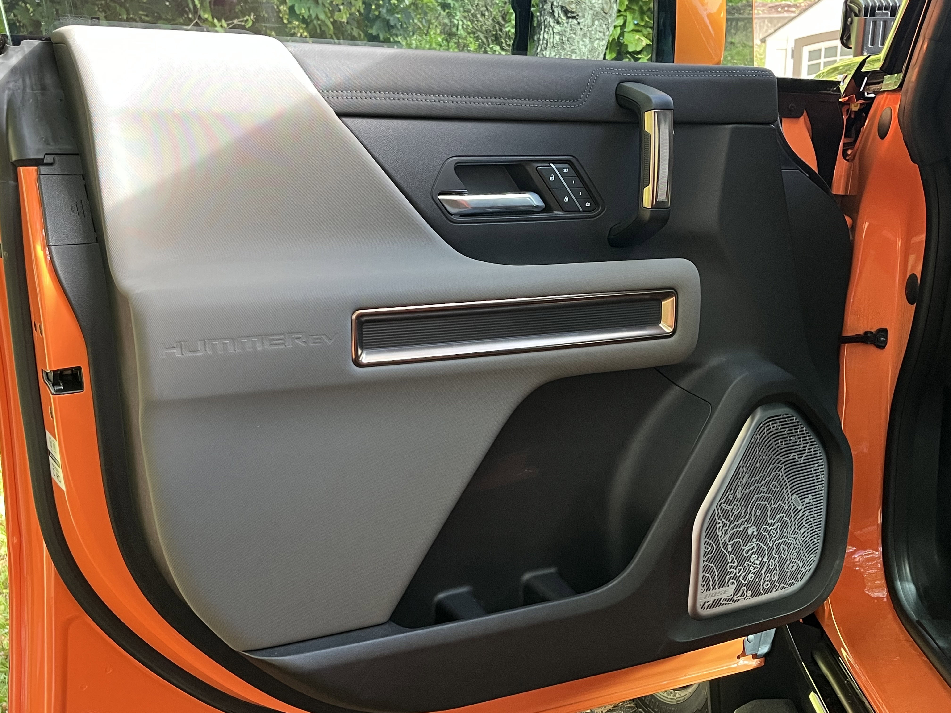 Used 2024 GMC Hummer EV 3X w/ LPO, Illumination Package image 9