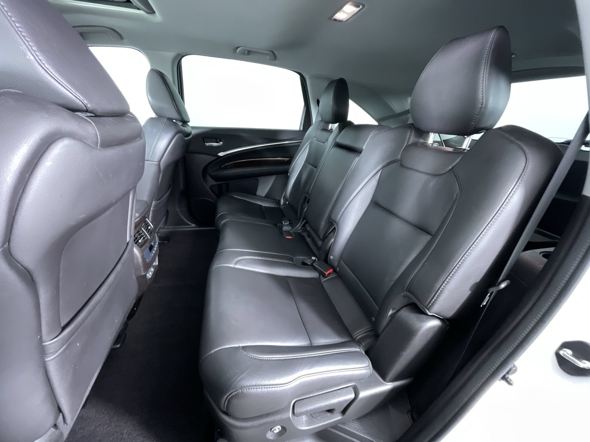 Used 2019 Acura MDX SH-AWD image 22