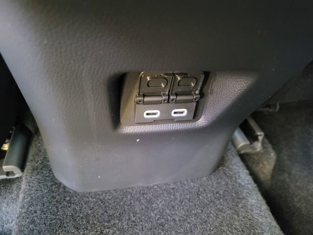 Used 2025 Toyota RAV4 Limited w/ Advanced Technology Package image 11