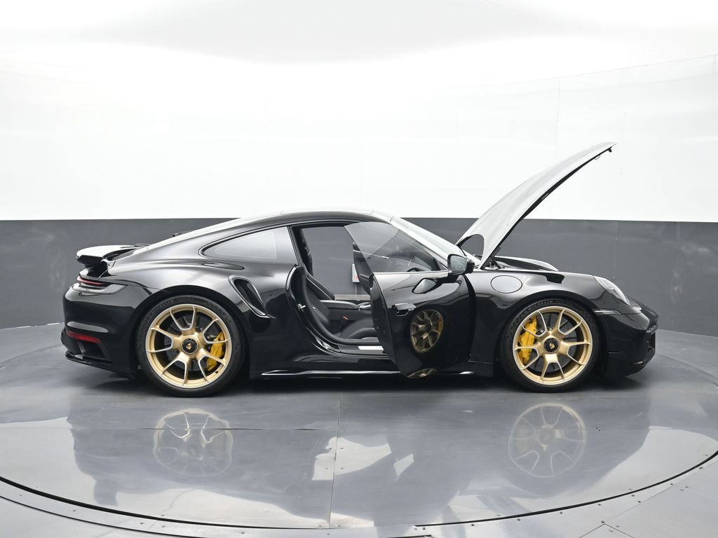 Certified 2024 Porsche 911 Turbo AWD/4WD image 31