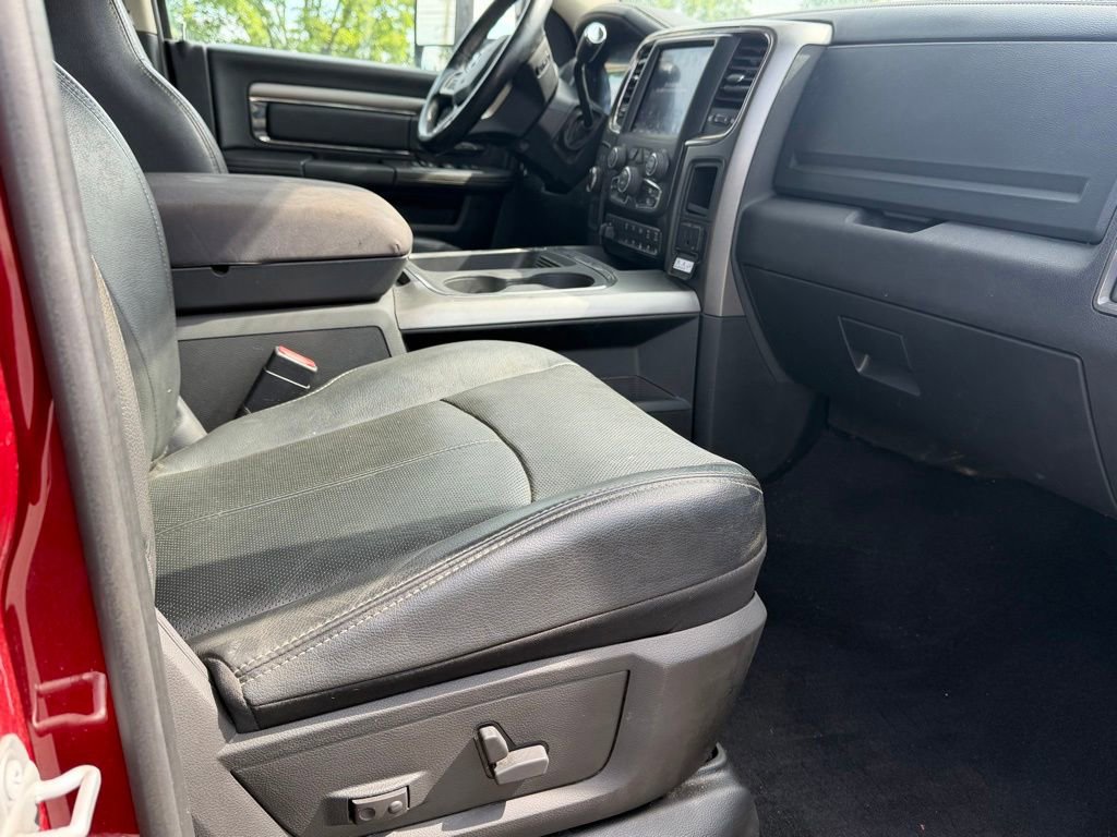Used 2018 RAM 2500 Laramie w/ Sport Appearance Group AWD/4WD image 9