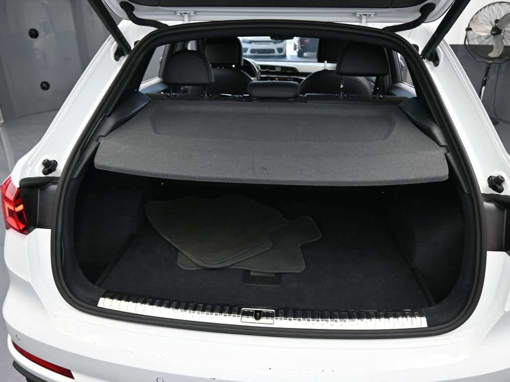 Used 2025 Audi Q3 2.0T Premium image 40