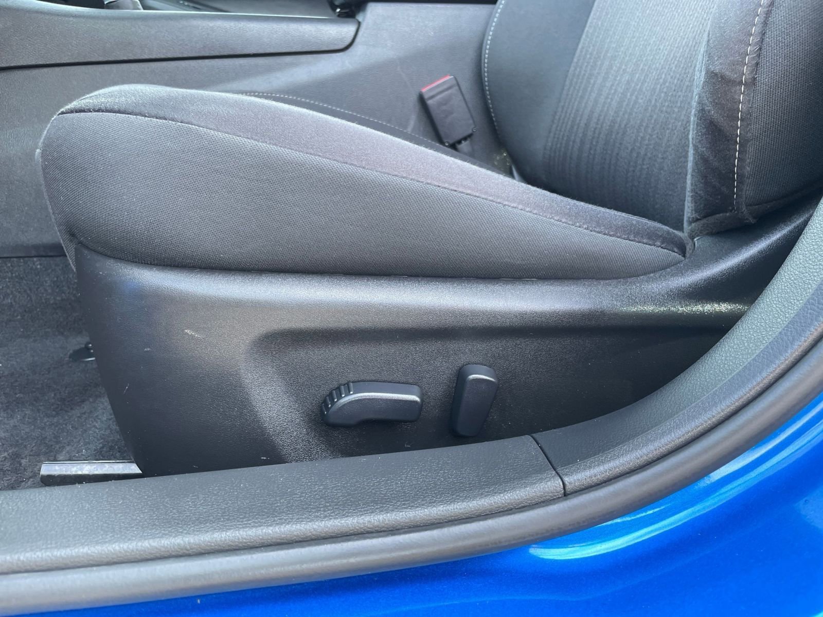 Used 2025 Nissan Altima 2.5 SV FWD image 22