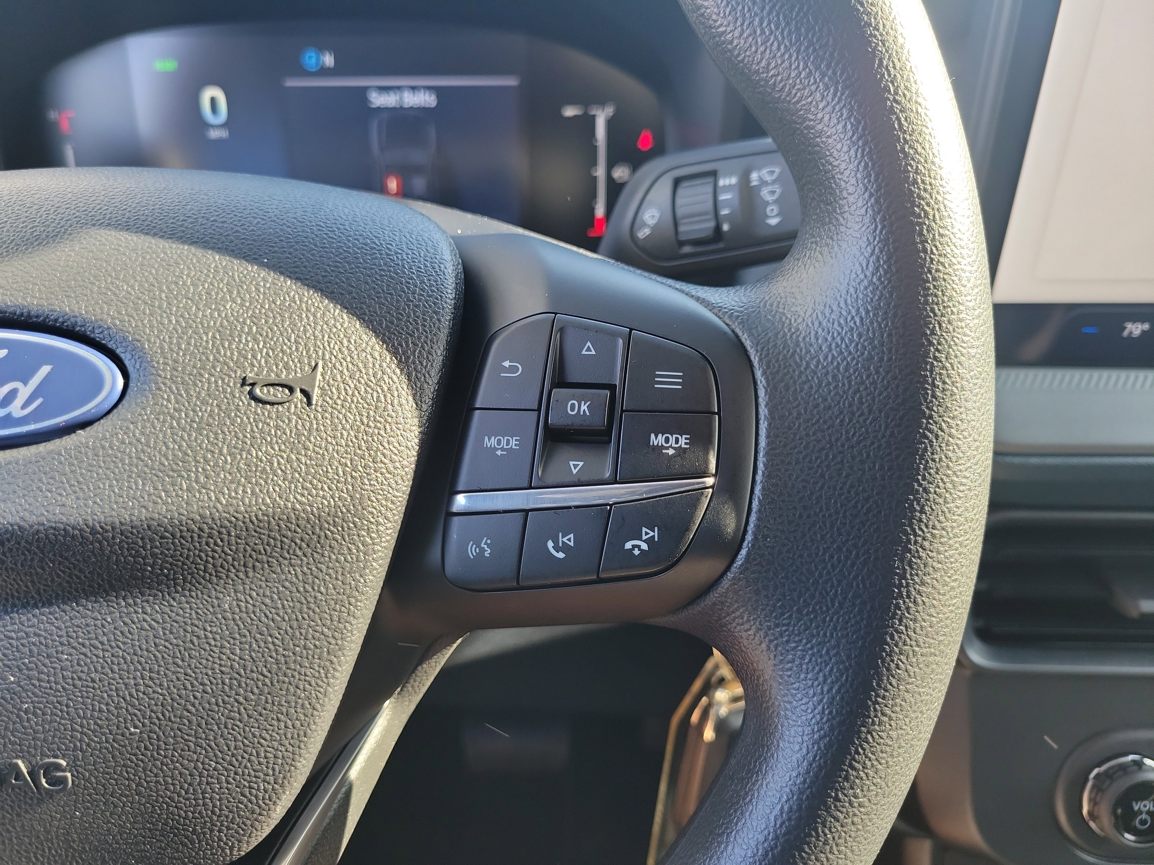Used 2025 Ford Maverick XL FWD image 7
