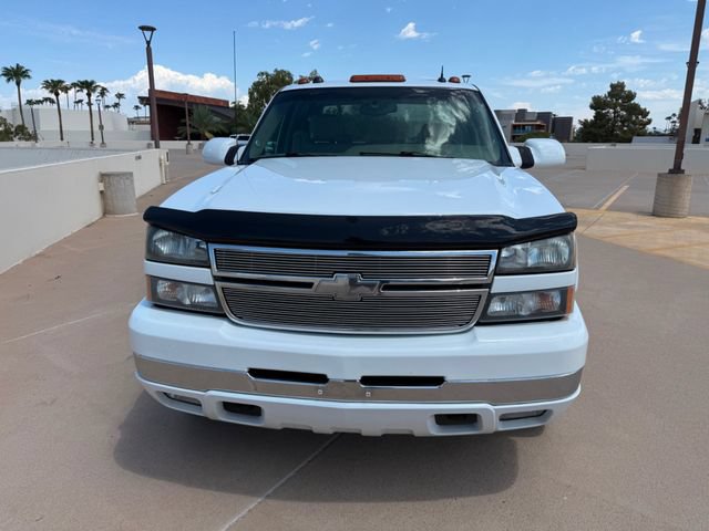 Used 2005 Chevrolet Silverado 3500 LT w/ Heavy-Duty Power Package AWD/4WD image 8