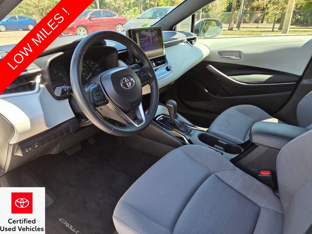 Certified 2025 Toyota Corolla SE w/ Convenience Package FWD image 25