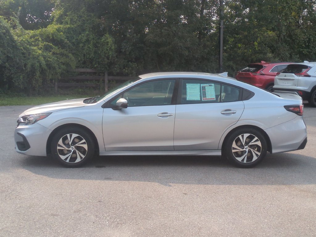 Used 2024 Subaru Legacy Premium AWD/4WD image 8