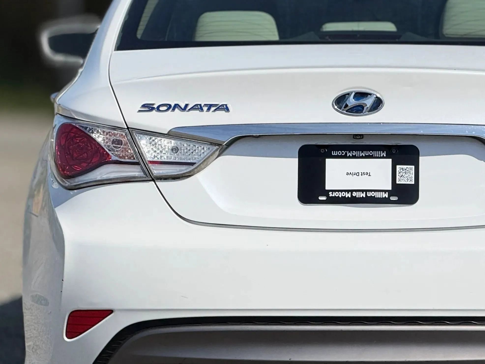 Used 2015 Hyundai Sonata Hybrid image 13