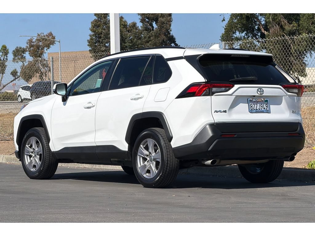 Used 2022 Toyota RAV4 XLE w/ Convenience Package FWD image 6