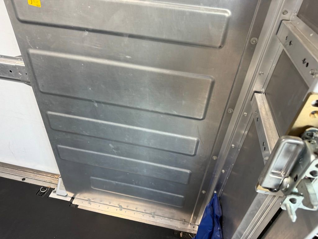 Used 2024 Chevrolet Brightdrop 600 w/ Commercial Equipment Package AWD/4WD image 11