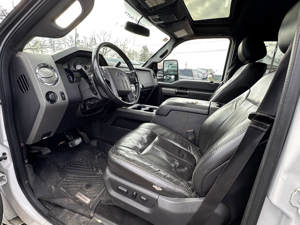 Used 2012 Ford F250 Lariat w/ Chrome Pkg image 8