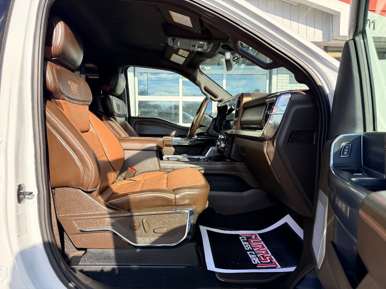 Used 2025 Ford F350 King Ranch image 40