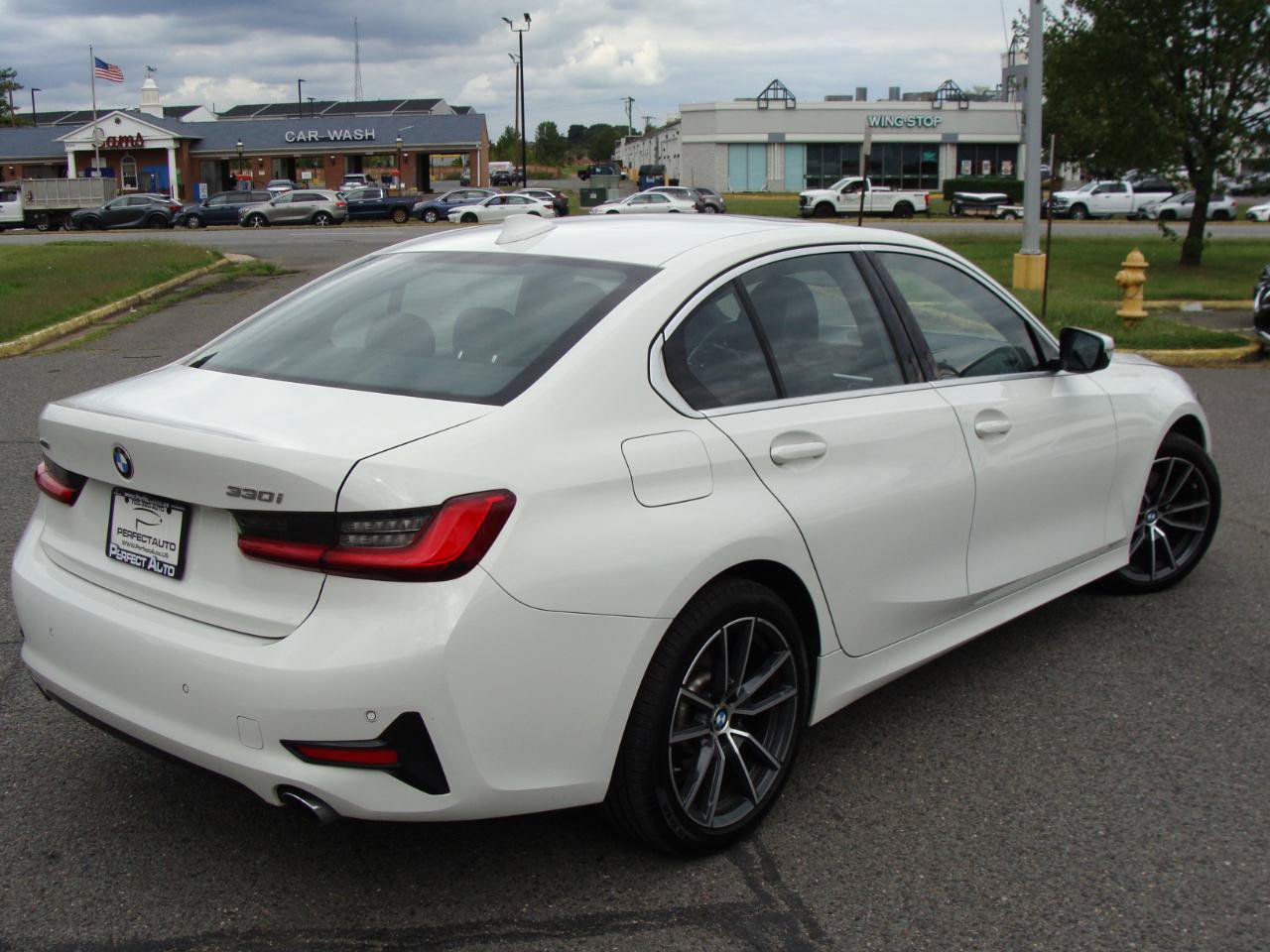Used 2019 BMW 330i xDrive Sedan AWD/4WD image 6