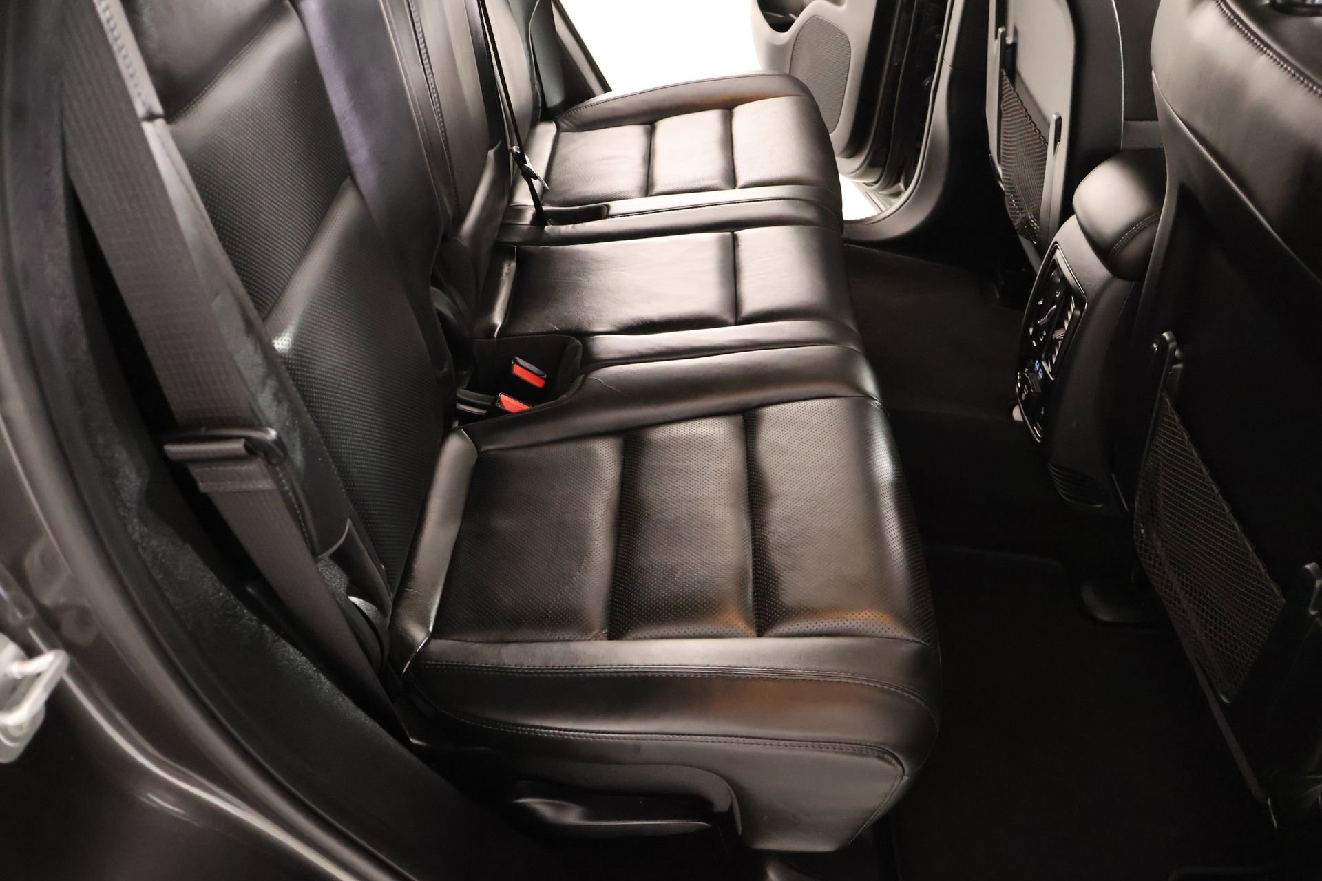 Used 2020 Jeep Grand Cherokee Limited w/ Luxury Group II AWD/4WD image 15