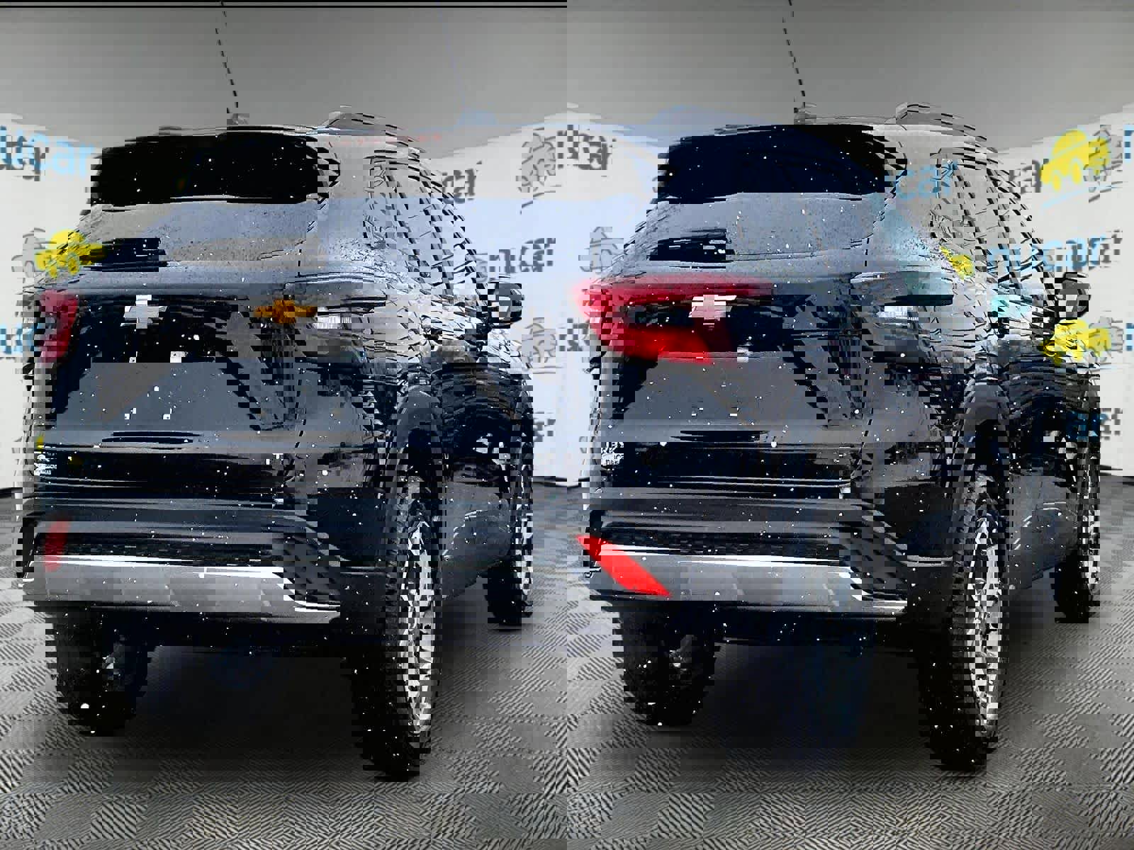 Used 2025 Chevrolet Trax LT w/ LT Convenience Package image 6