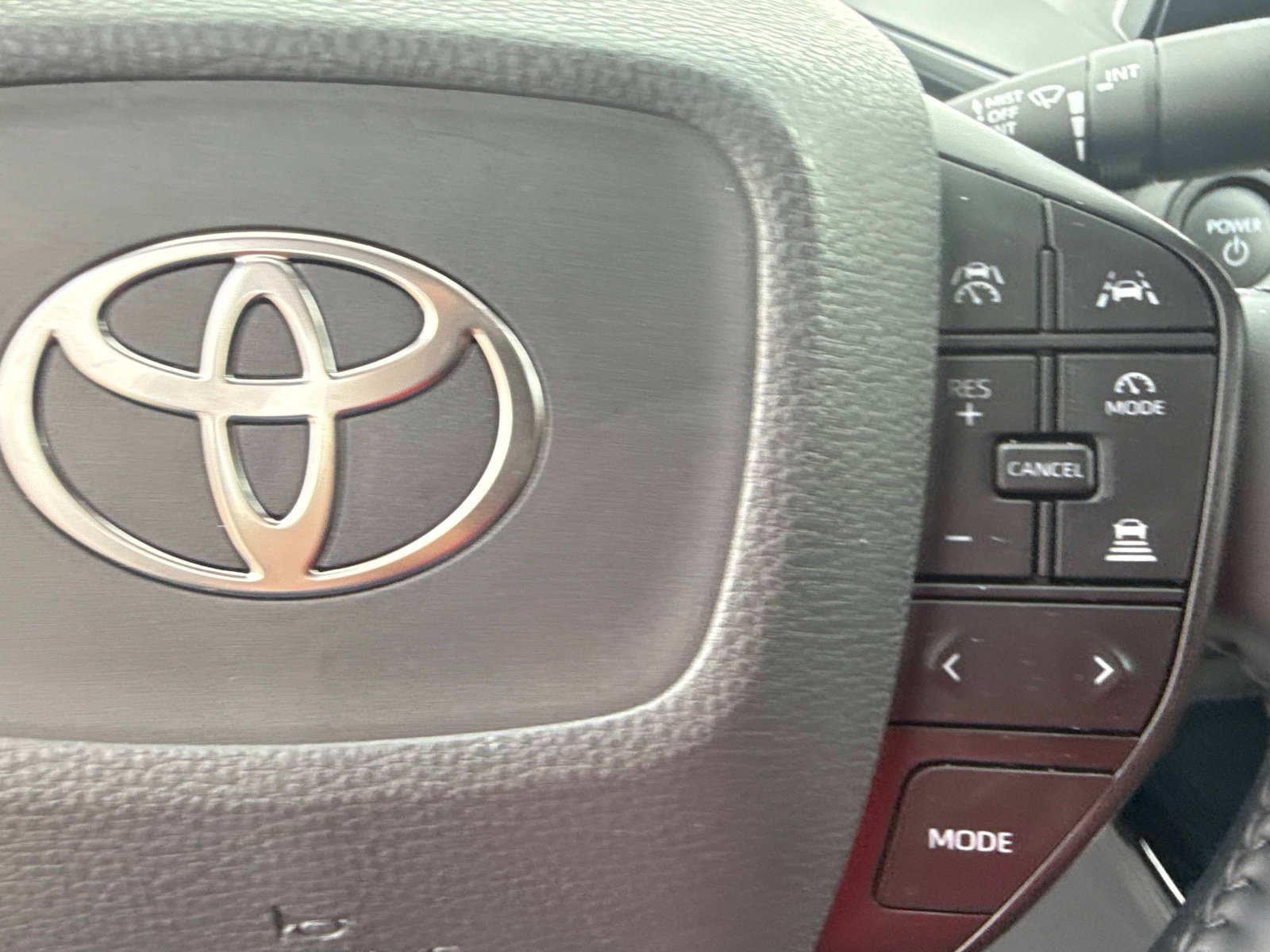 Used 2026 Toyota Prius LE FWD image 26