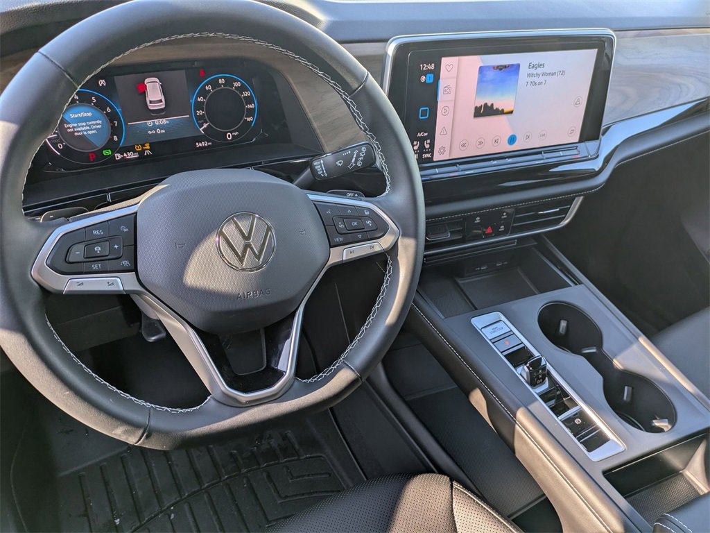 Used 2024 Volkswagen Atlas SE image 15