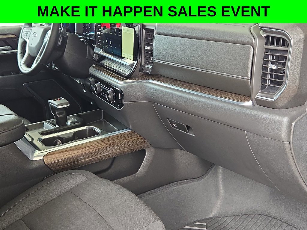Used 2024 Chevrolet Silverado 1500 LT Trail Boss AWD/4WD image 26