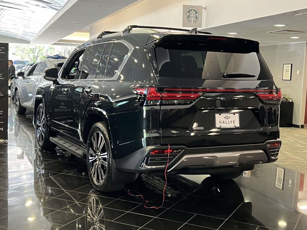 New 2026 Lexus LX 700h Luxury image 4