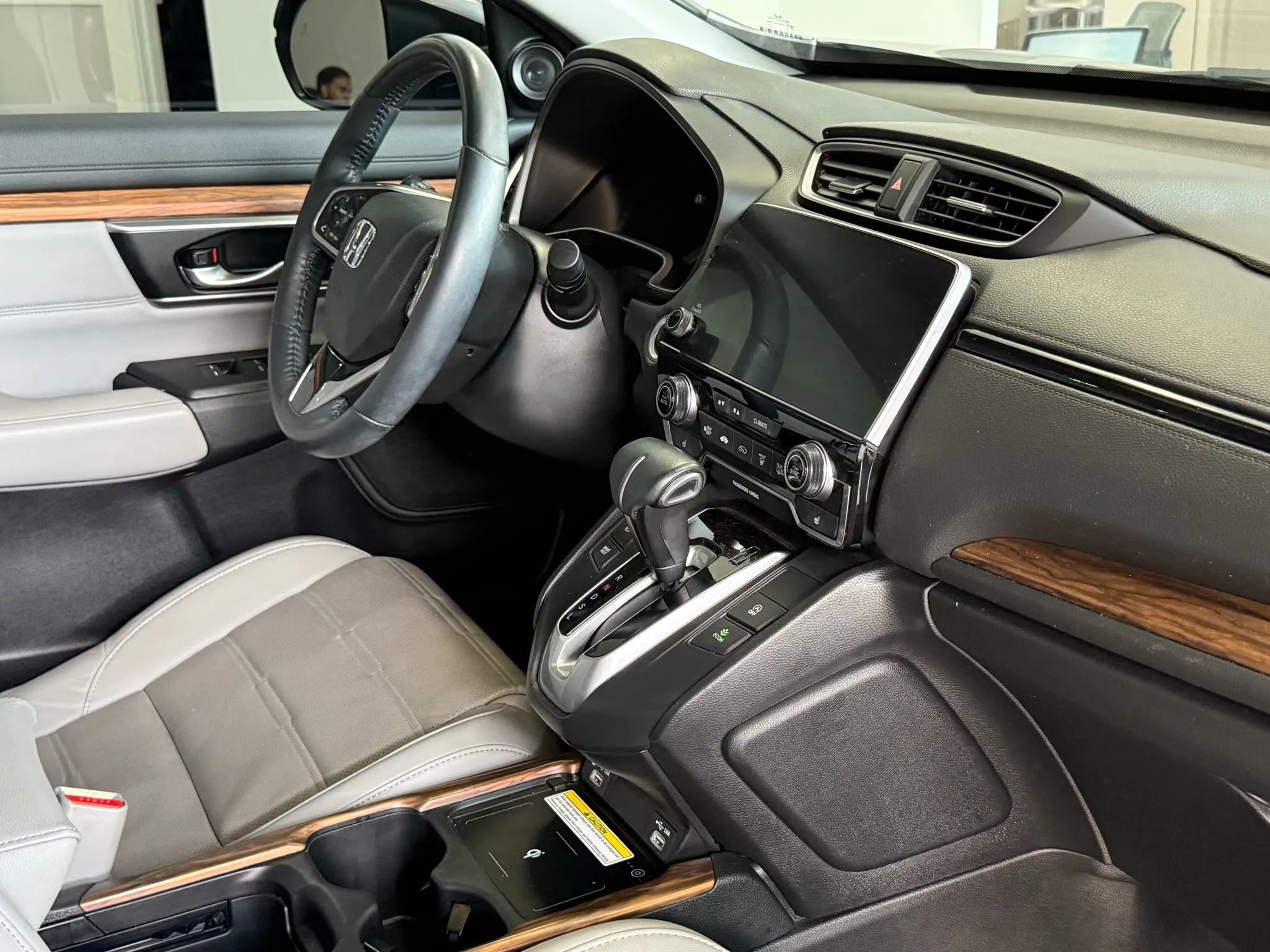 Used 2022 Honda CR-V Touring image 22