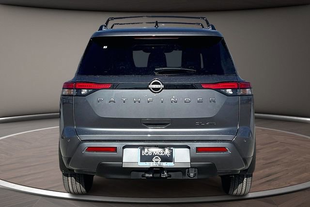 New 2026 Nissan Pathfinder SL image 4