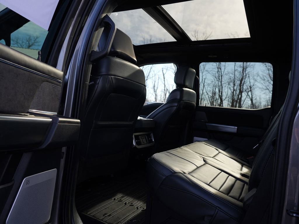 Used 2025 Ford F350 Platinum image 21