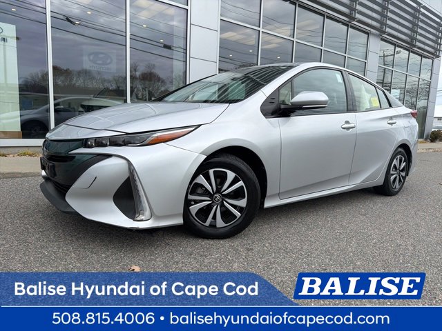 Used 2018 Toyota Prius Prime Premium image 1