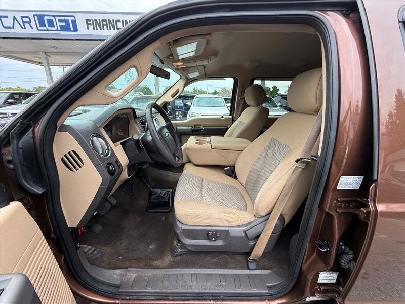 Used 2012 Ford F350 XLT w/ Snow Plow Prep Pkg AWD/4WD image 20