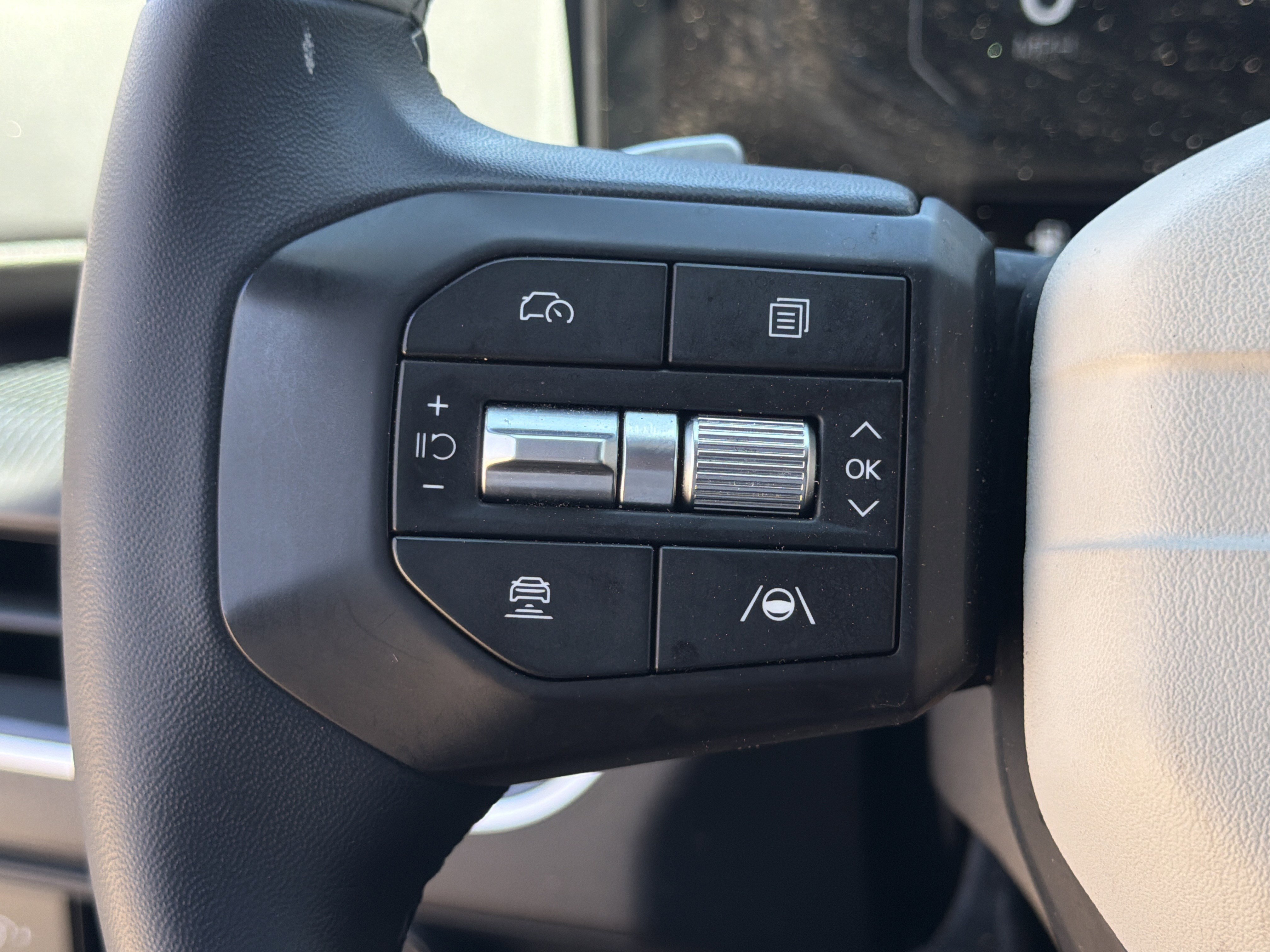 Certified 2025 Kia K4 GT-Line Turbo image 14