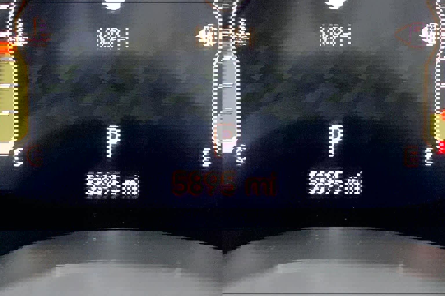 Used 2025 Jeep Gladiator Rubicon AWD/4WD image 23