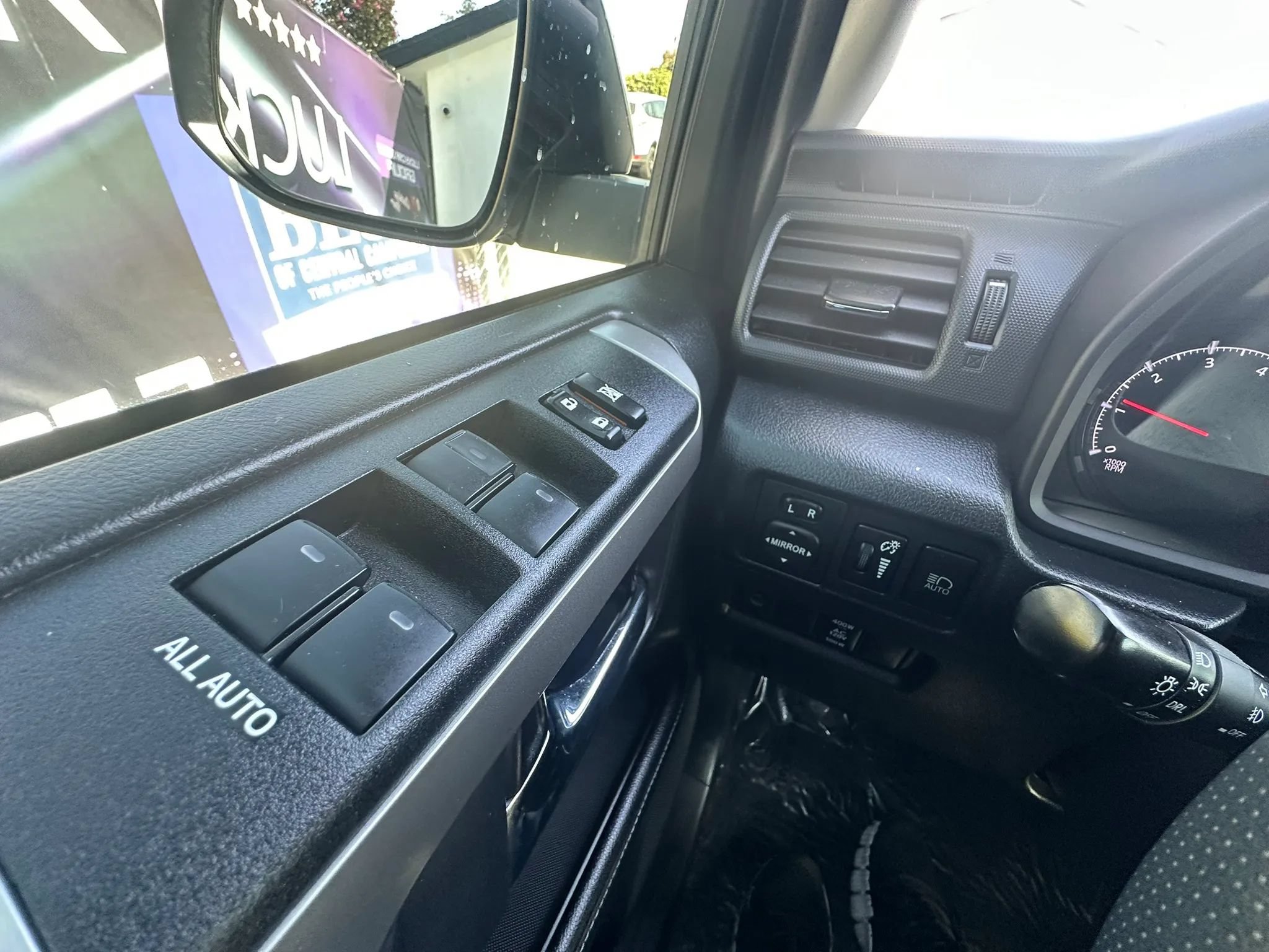Used 2021 Toyota 4Runner SR5 Premium AWD/4WD image 35