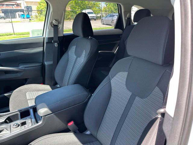 New 2026 Kia Sorento LX FWD image 8