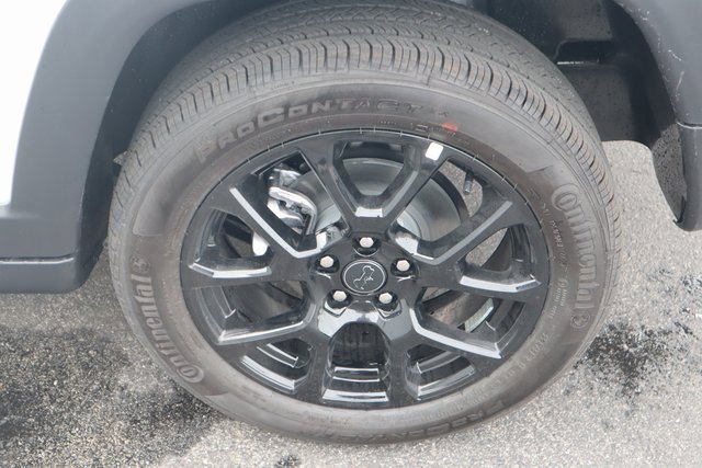 New 2026 Jeep Compass Latitude image 24