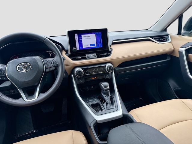 Used 2023 Toyota RAV4 XLE Premium FWD image 22