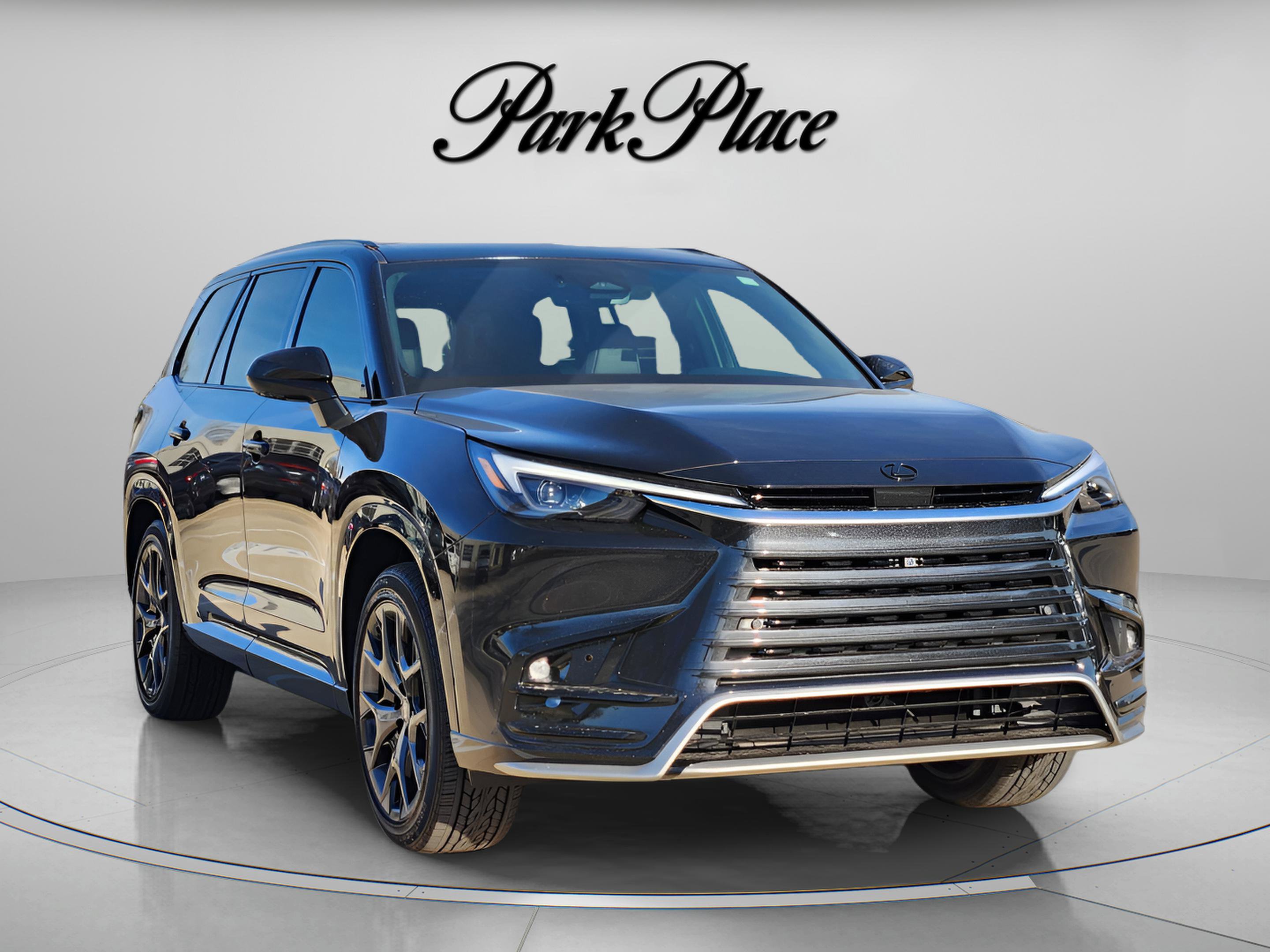 New 2026 Lexus TX 500h AWD image 4